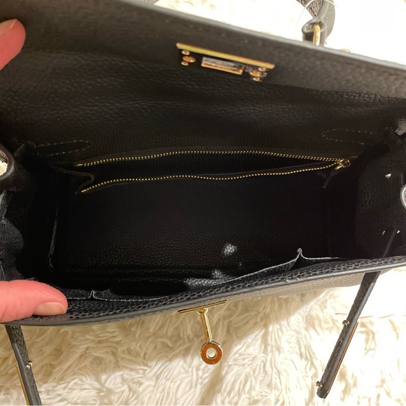 BNWT Leather Top Handle Bag - Picture 11 of 14